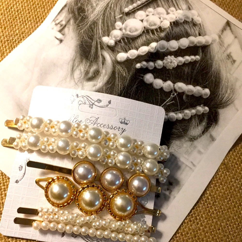 Hair Accessories, 6 clips. Pearls